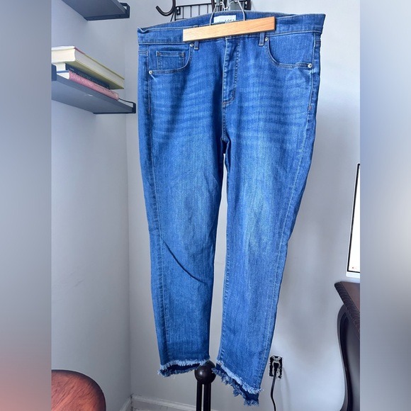 #2 LOFT JEANS SKINNY RAW RUFFLED LEGS BLUE SIZE 32 - Picture 3 of 9